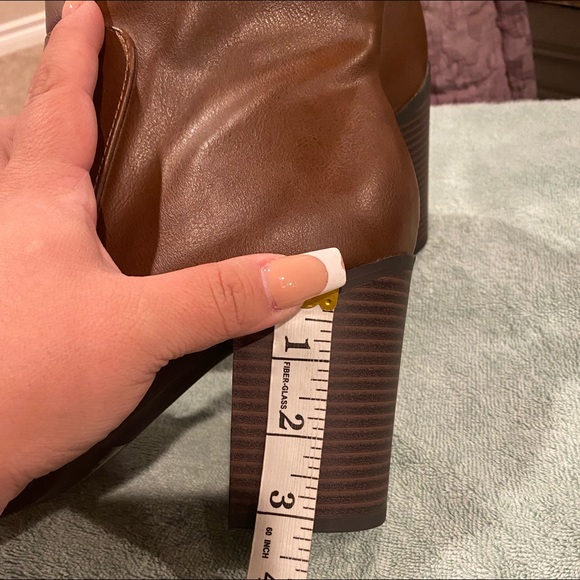 Women’s boots size 10 - Picture 4 of 4